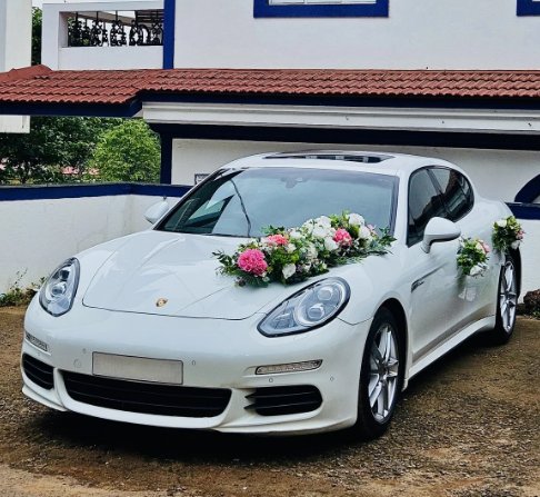 Sewa Mobil Pengantin Surabaya, Rental Mobil Pengantin Surabaya, Wedding Car Surabaya, Sewa Mobil Mewah Surabaya, Sewa Alphard Surabaya, Sewa Mobil Alphard Surabaya, Rental Alphard Surabaya, Rental Mobil Alphard Surabaya